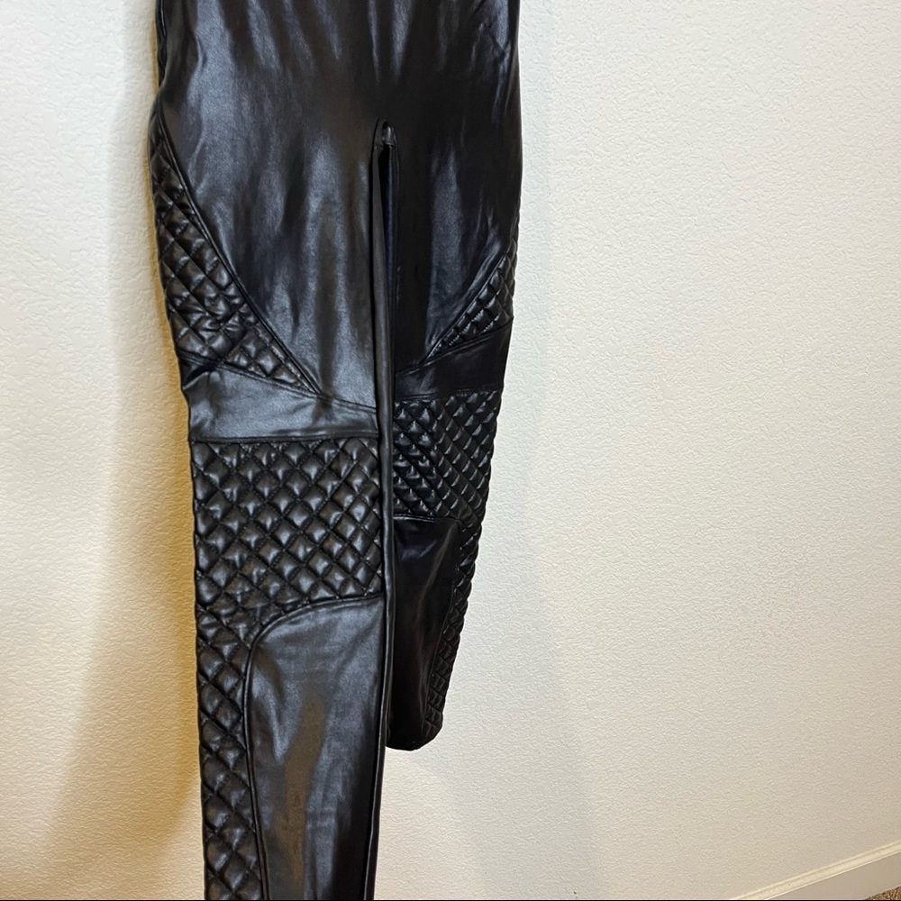 Spanx Black Faux Leather Quilted Panel Leggings Size S - Picture 8 of 11